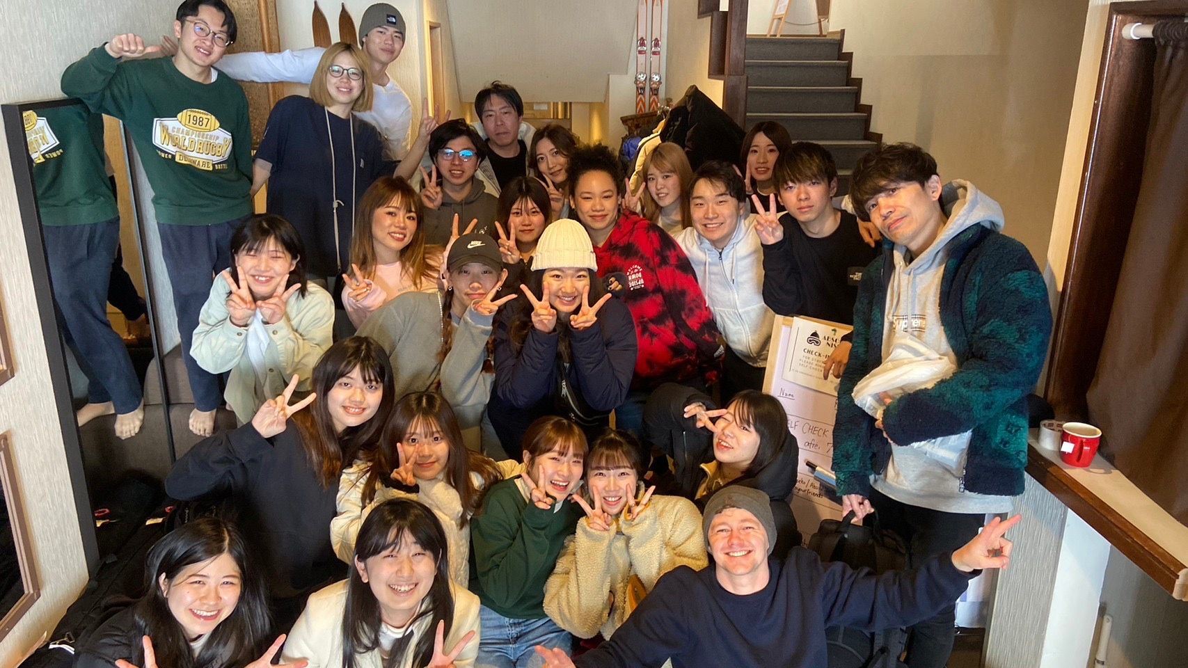 SPEAKMOREの受講生・卒業生・スタッフの集合写真